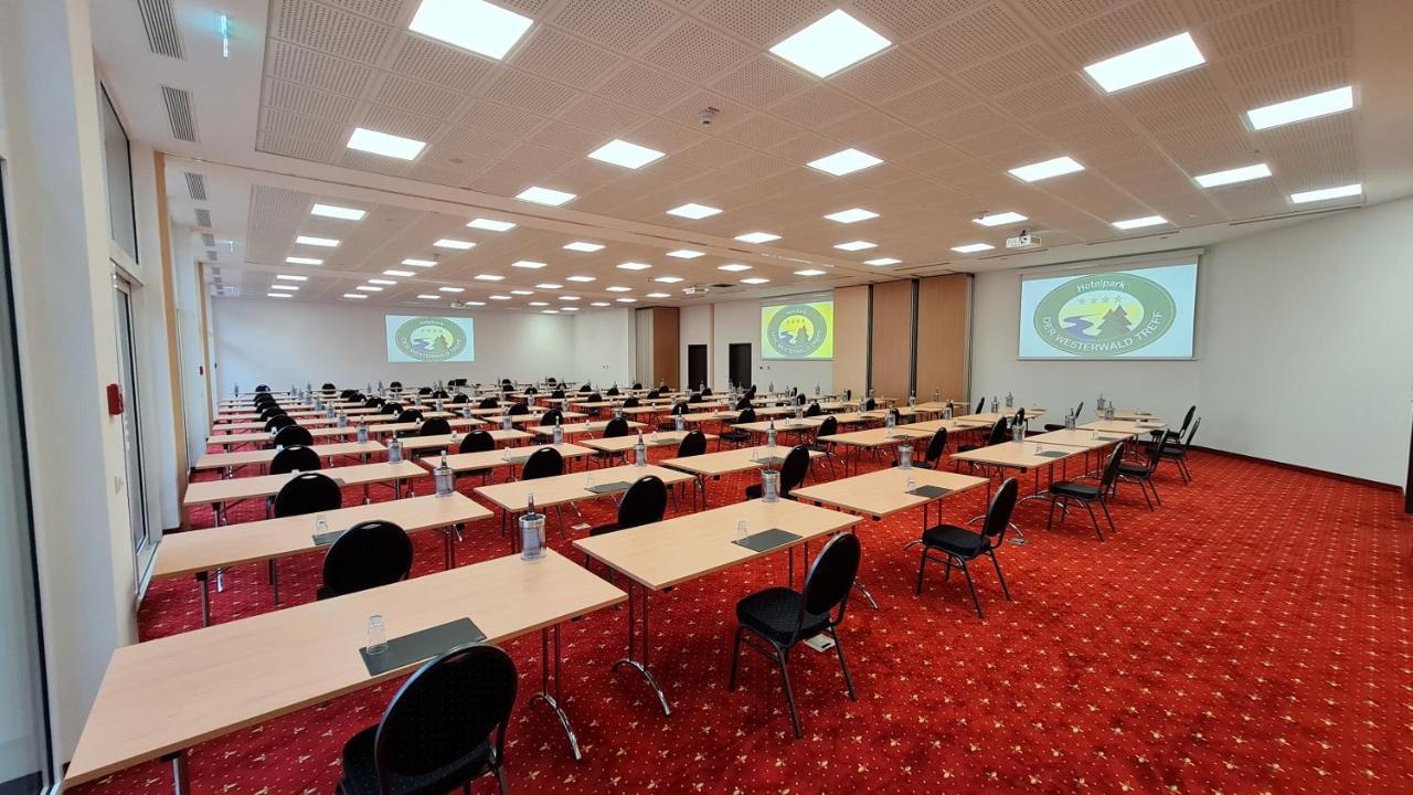Hotelpark Der Westerwald Treff Oberlahr Esterno foto