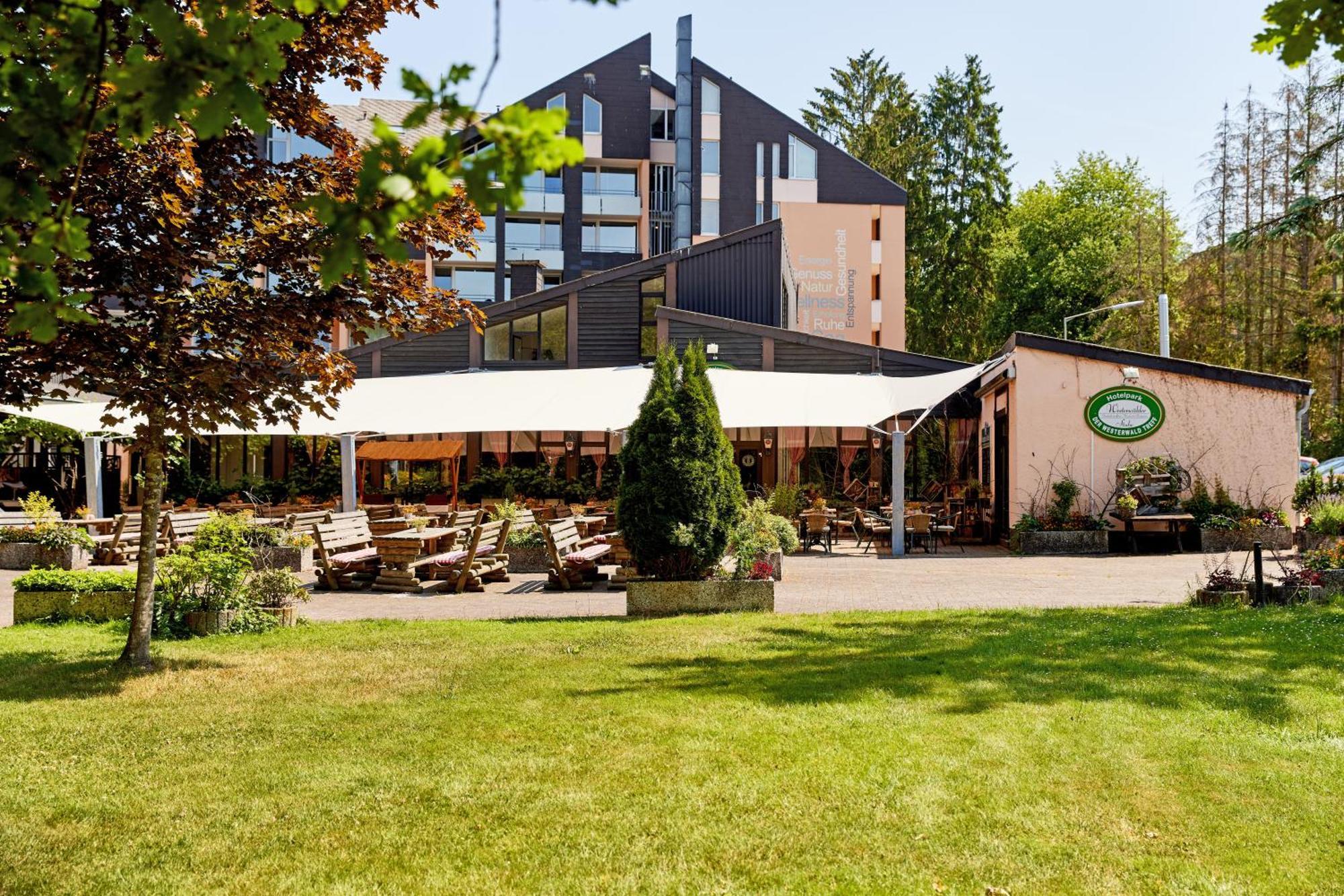 Hotelpark Der Westerwald Treff Oberlahr Esterno foto